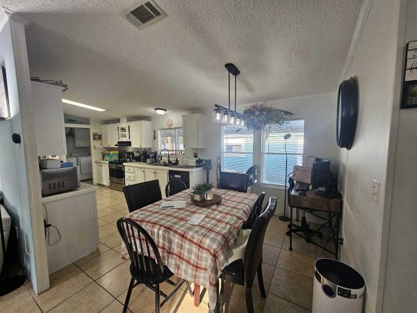 2005 Mobile Home