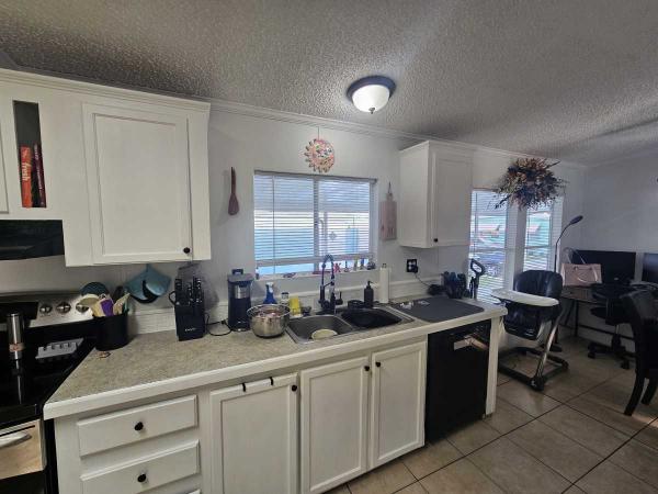 2005 Mobile Home