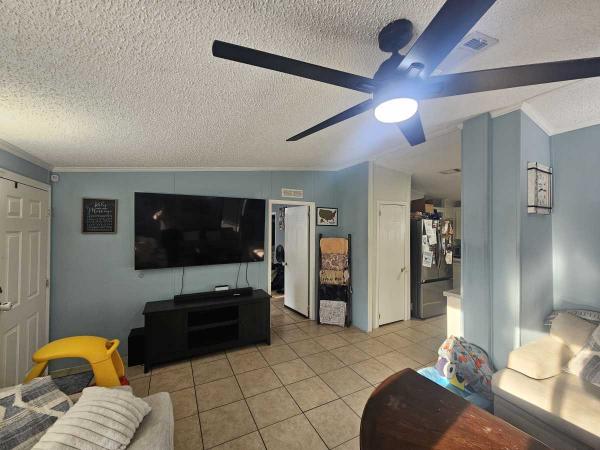 2005 Mobile Home