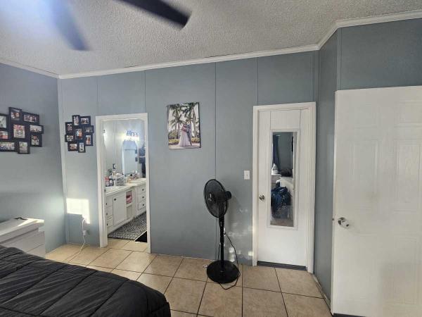 2005 Mobile Home
