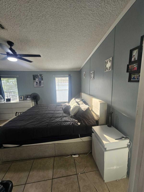 2005 Mobile Home