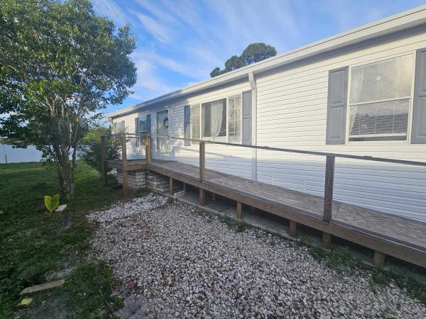 2005 Mobile Home