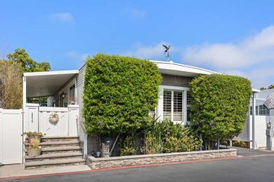 Photo 3 of 51 of home located at 264 Mayflower Newport Beach, CA 92660