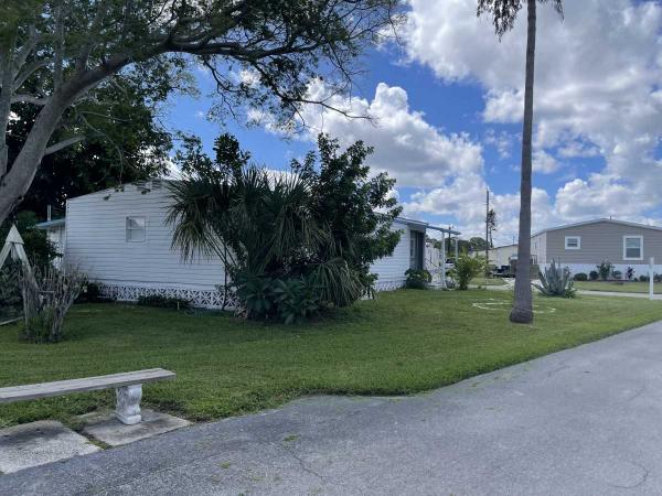 1970 2BA/2BA Mobile Home