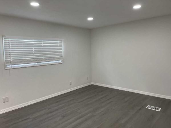1970 2BA/2BA Mobile Home