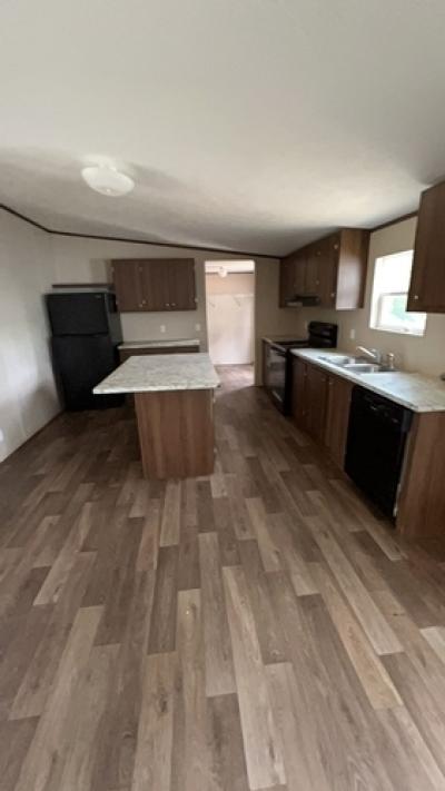 Photo 4 of 15 of home located at 21498 Highway 57 Vancleave, MS 39565