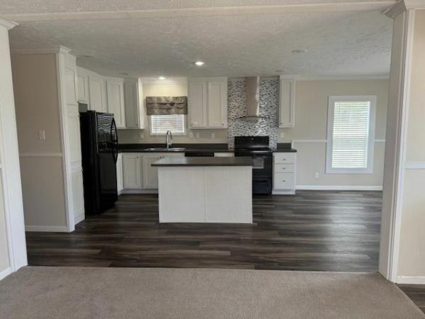 2019 Clayton Homes Inc Yes Mobile Home