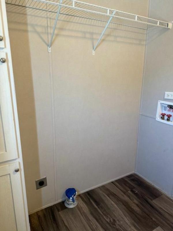 2019 Clayton Homes Inc Yes Mobile Home
