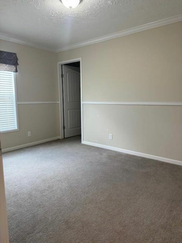 2019 Clayton Homes Inc Yes Mobile Home