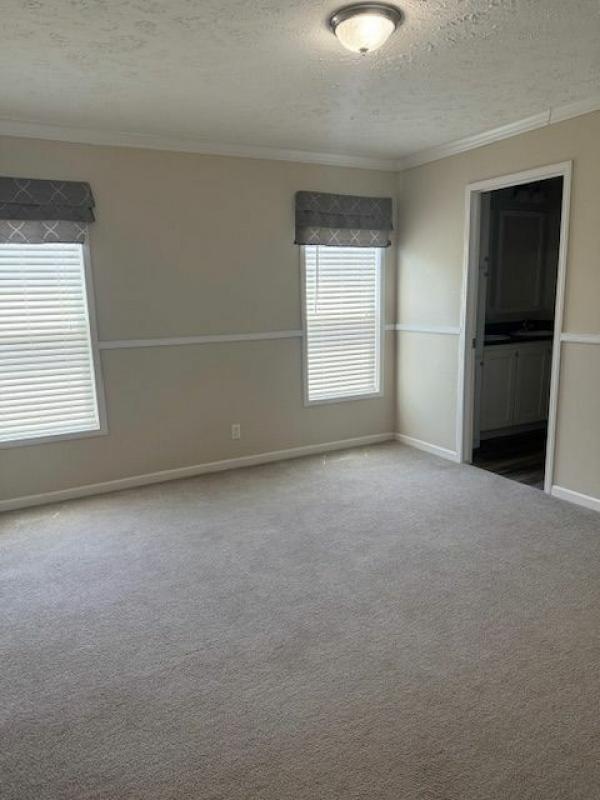 2019 Clayton Homes Inc Yes Mobile Home