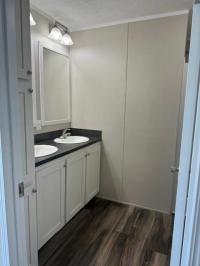 2019 Clayton Homes Inc Yes Mobile Home