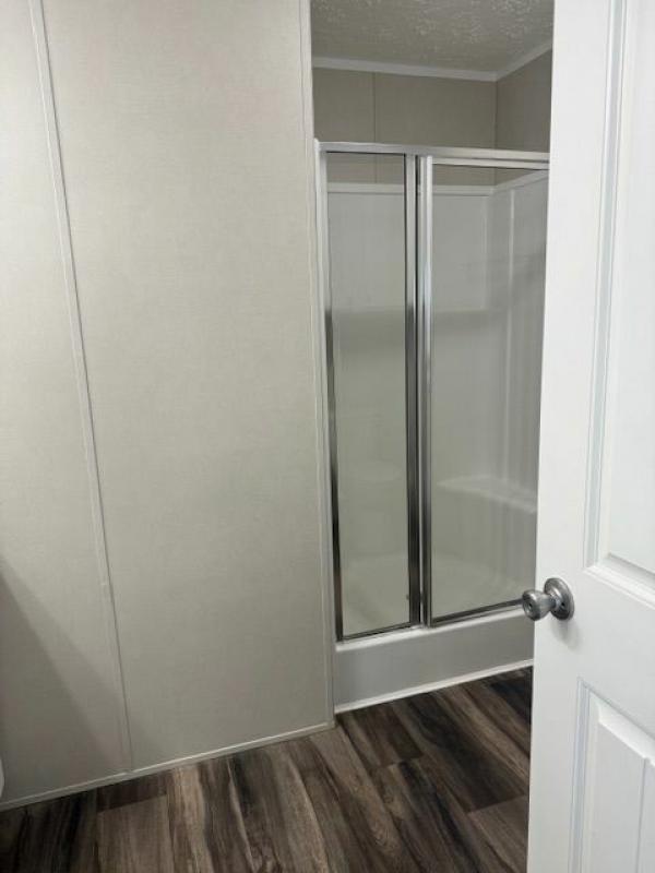 2019 Clayton Homes Inc Yes Mobile Home