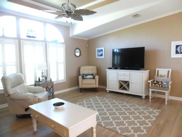 2006 Homes of Merit Mobile Home