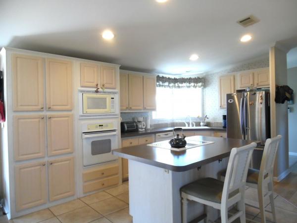 2006 Homes of Merit Mobile Home