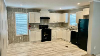 Mobile Home at 3658 Lark Dr Lot 116 Kalamazoo, MI 49008