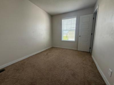 Photo 5 of 6 of home located at 7121 Kensington Drive East Fort Wayne, IN 46818