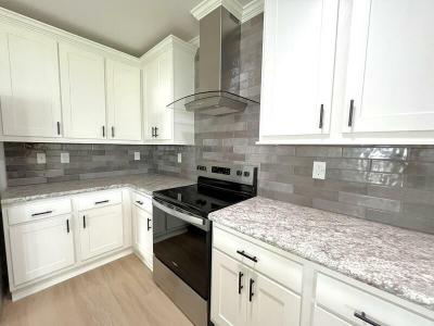 Photo 3 of 20 of home located at 5656 Woodford St Brooksville, FL 34601