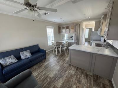 Photo 4 of 11 of home located at 1101 W Commerce Ave #Mh001 Haines City, FL 33844
