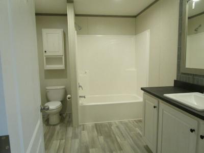 Photo 5 of 20 of home located at 23705 Hickory Lane Brownstown, MI 48174