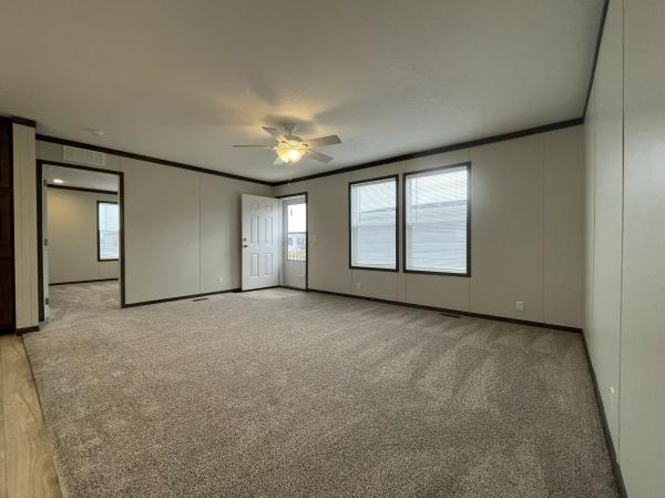 2023 Clayton 95PLH28523B Mobile Home