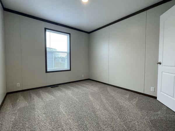 2023 Clayton 95PLH28523B Mobile Home