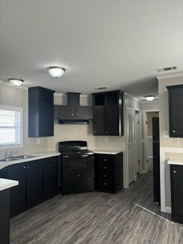 Photo 1 of 2 of home located at 4819 Laura Ln #136 Kirby, TX 78219