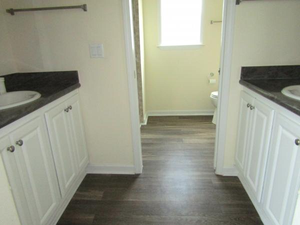 2018 SKYLINE 5079 Mobile Home