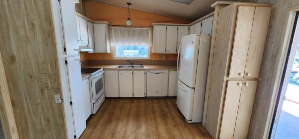 1984 PALM Mobile Home