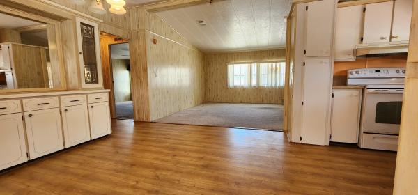 1984 PALM Mobile Home