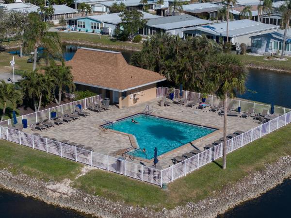 2010 PALM HARBOR MPP34463 - MONET Mobile Home