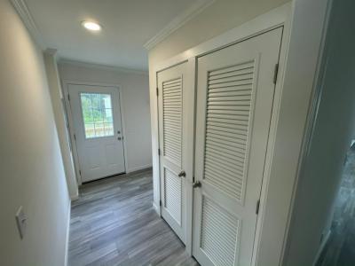 Photo 5 of 15 of home located at 10201 W Beaver St #281 Jacksonville, FL 32220