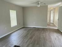 2005 Holly Park Inc Holly Park Manufactured Home