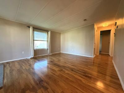 Photo 4 of 14 of home located at 5635 SW 60th St. Ocala, FL 34474