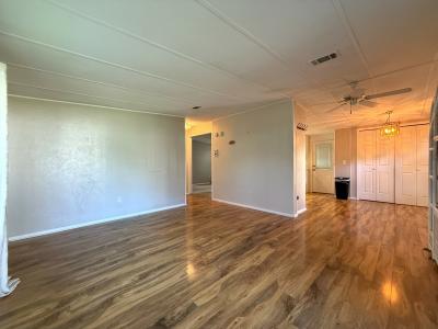 Photo 5 of 14 of home located at 5635 SW 60th St. Ocala, FL 34474