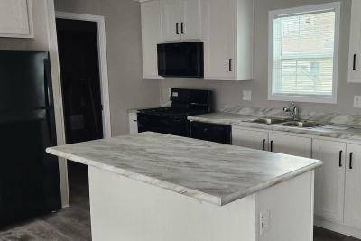 Photo 1 of 3 of home located at 16430 Park Lake Rd #170 East Lansing, MI 48823