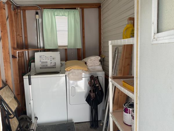 1981 Lake 1234 Mobile Home