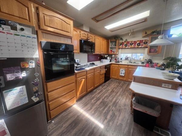 1992 SILVER CREST Mobile Home