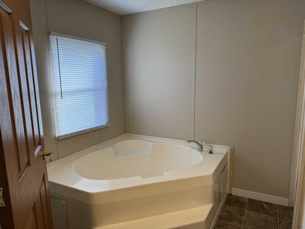 2003 Sunshine Manufactured Home