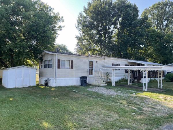 1985 Windsor Manufactured Home