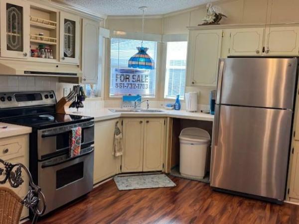 1992 Palm Harbor Manufactured Home