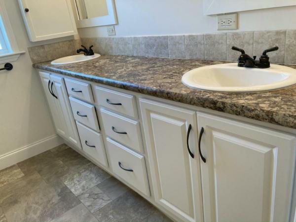 2018 Skyline Rogers Park Manufactured Home