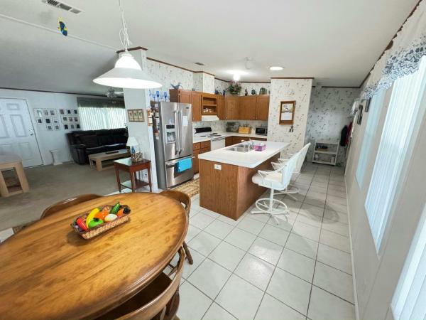 2000 Palm Harbor HS Manufactured Home