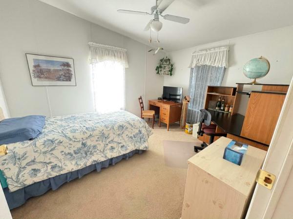 2000 Palm Harbor HS Manufactured Home
