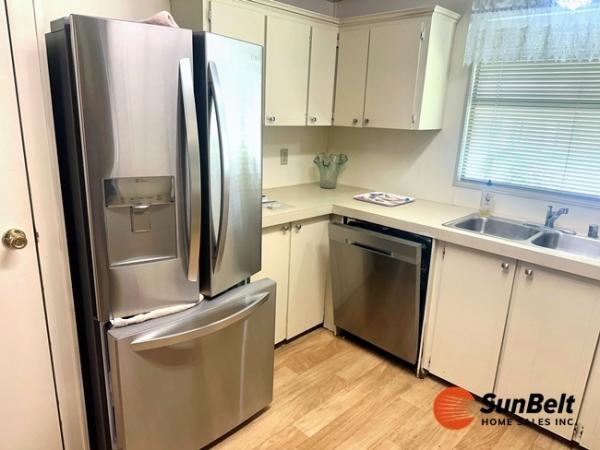 1990 HOM Mobile Home