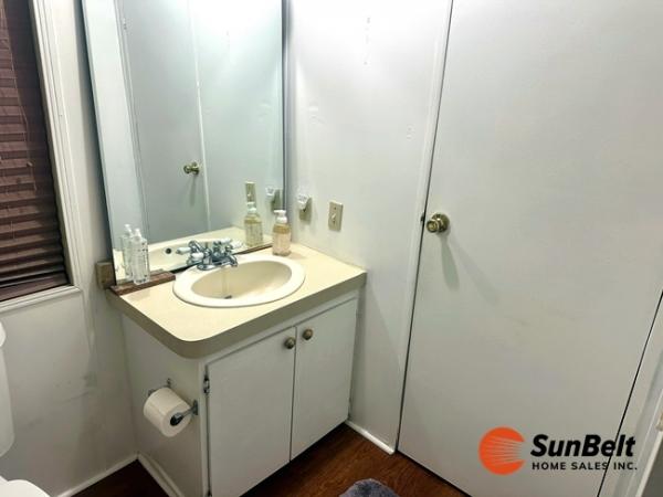 1990 HOM Mobile Home