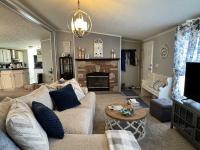 2001 Manufactured Home