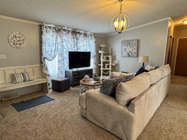 2001 Manufactured Home