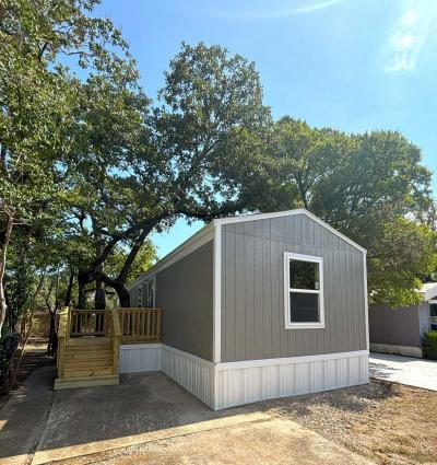 Mobile Home at 2301 Ballpark Way, Lot 247 Arlington, TX 76006