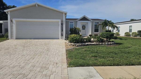 Photo 1 of 2 of home located at 3944 Scramble Drive Ruskin, FL 33570