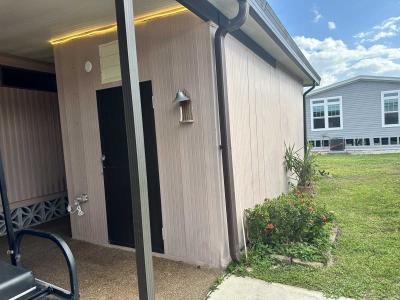 Photo 4 of 8 of home located at 505 Avanti Way North Fort Myers, FL 33917